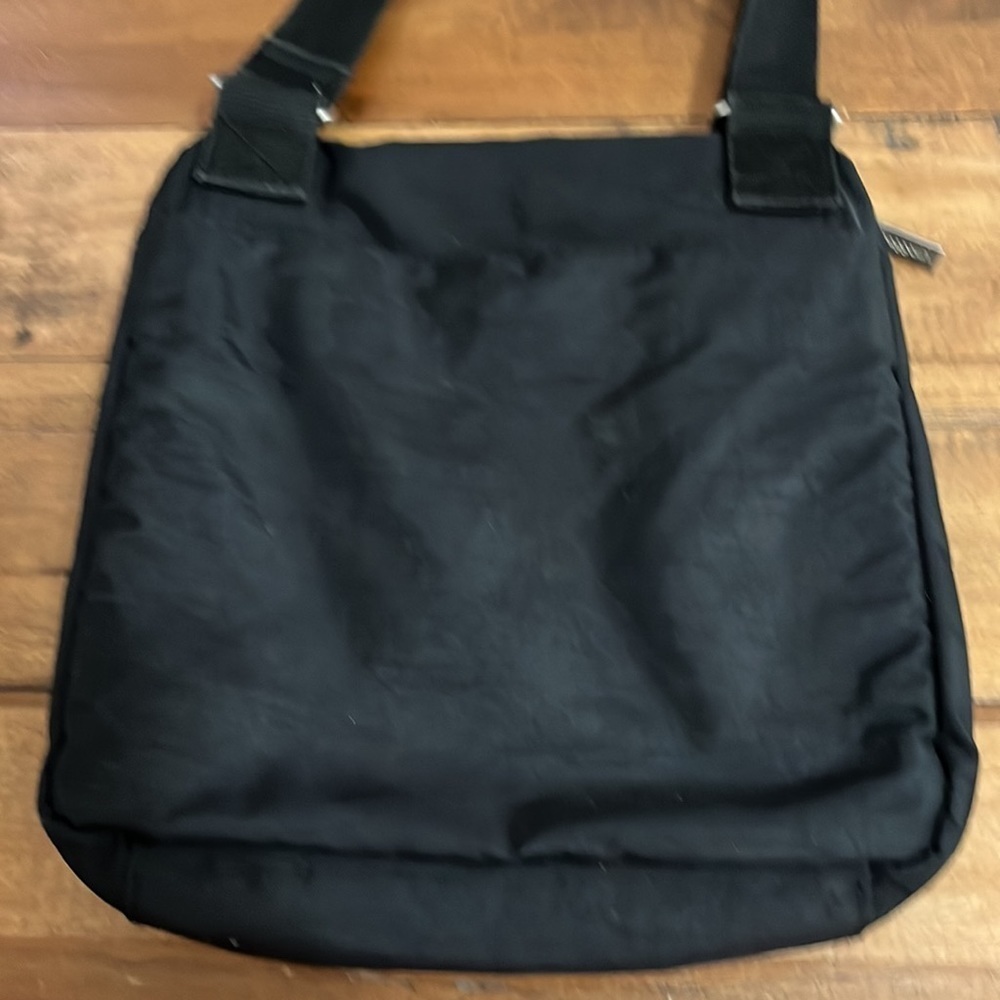 Baggallini black crossbody bag - Picture 4 of 6